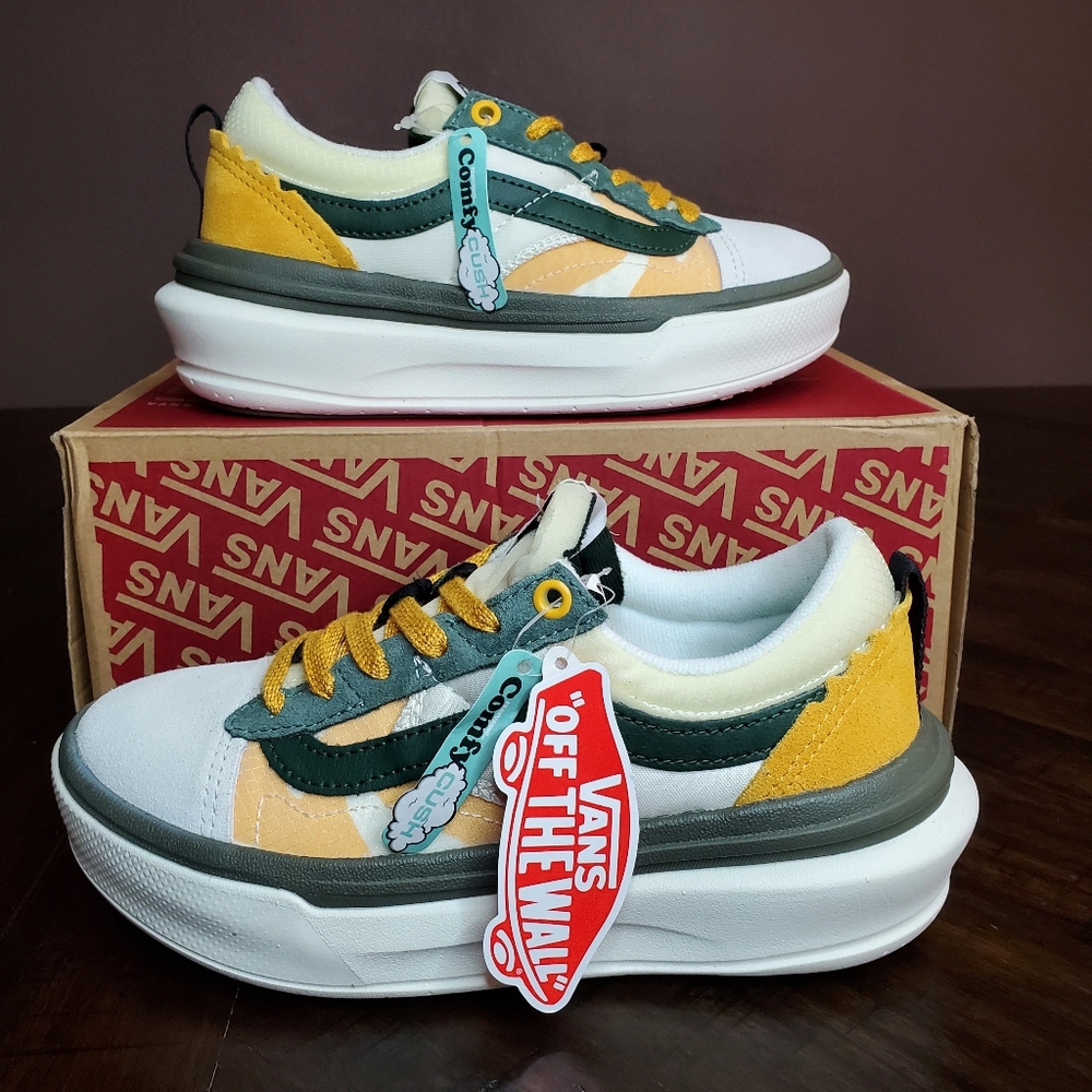Vans Old Skool Overt Lux Platform Women Size 5.5, Men Size 4